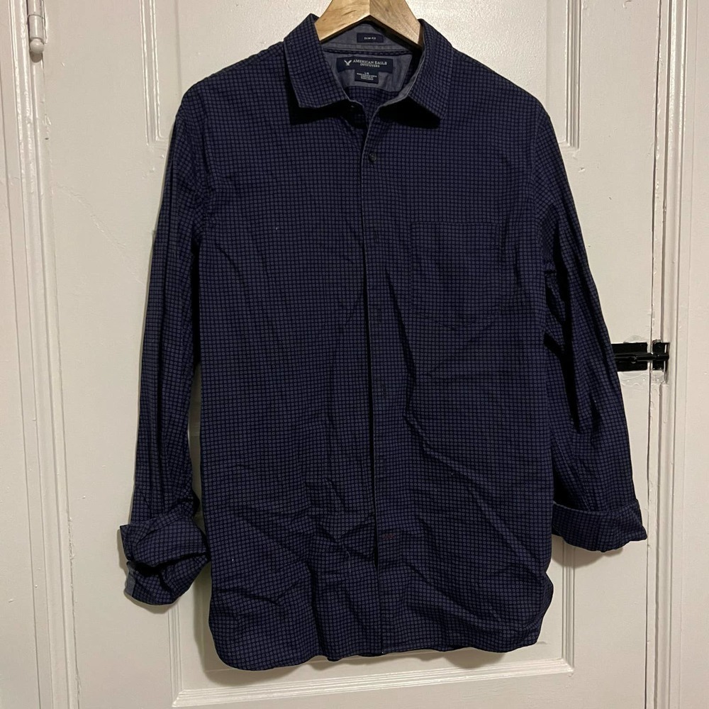 American Eagle Blue Blue Black pattern button down L